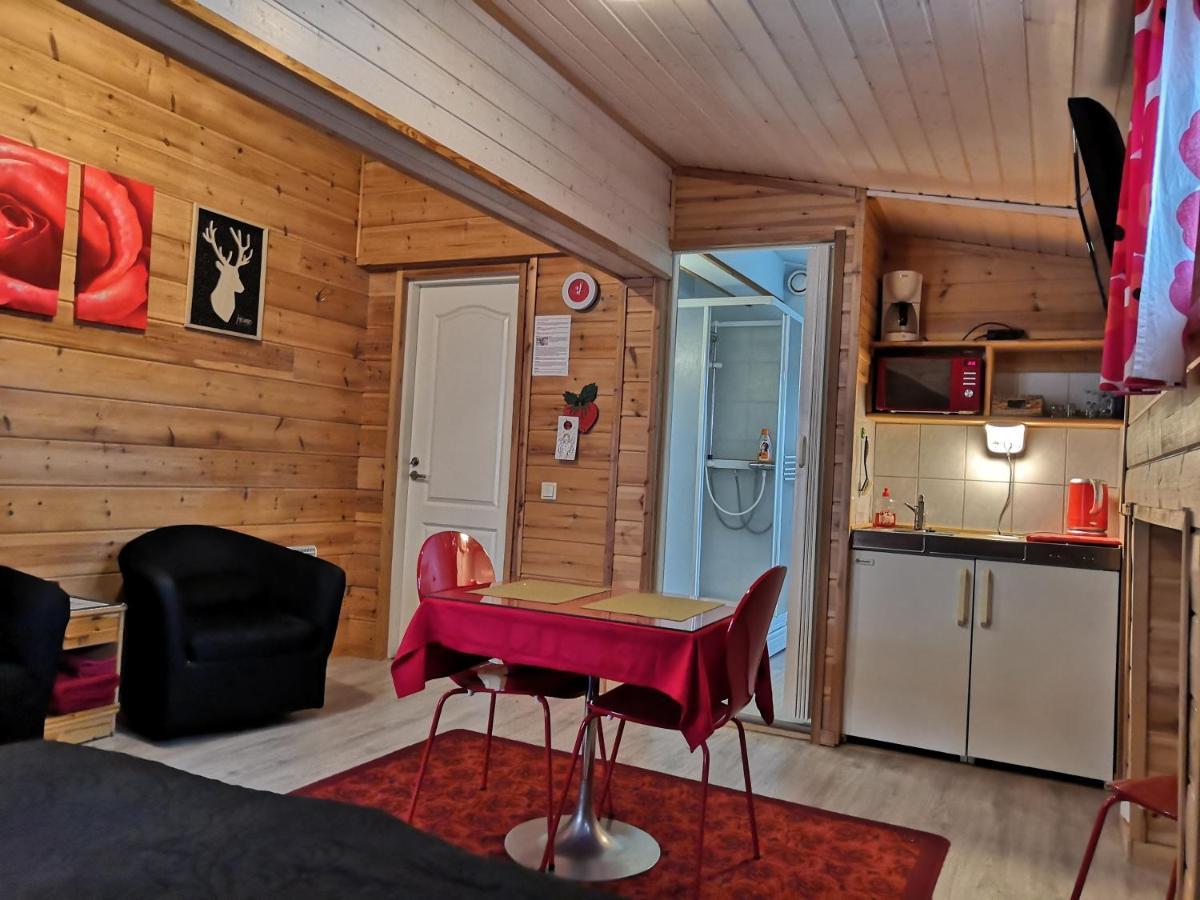 Hostel Mansikka Taipalsaari Buitenkant foto